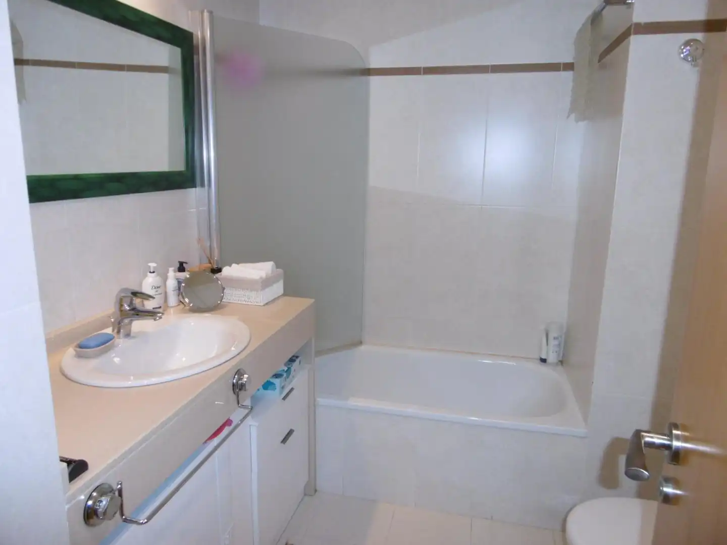 Bathroom of Study for sale in Castellón de la Plana / Castelló de la Plana  with Terrace, Storage room and Furnished