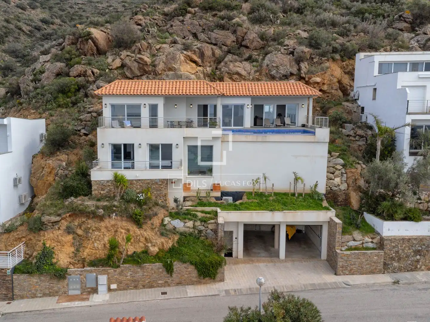 Exterior view of Houses for sale in Roses  with Air Conditioner, Heating and Terrace