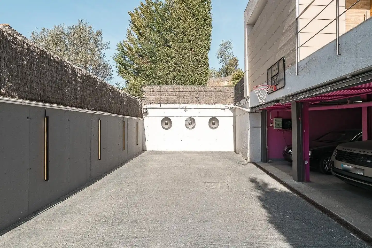 Parking of Houses for sale in Sant Cugat del Vallès  with Air Conditioner, Heating and Private garden