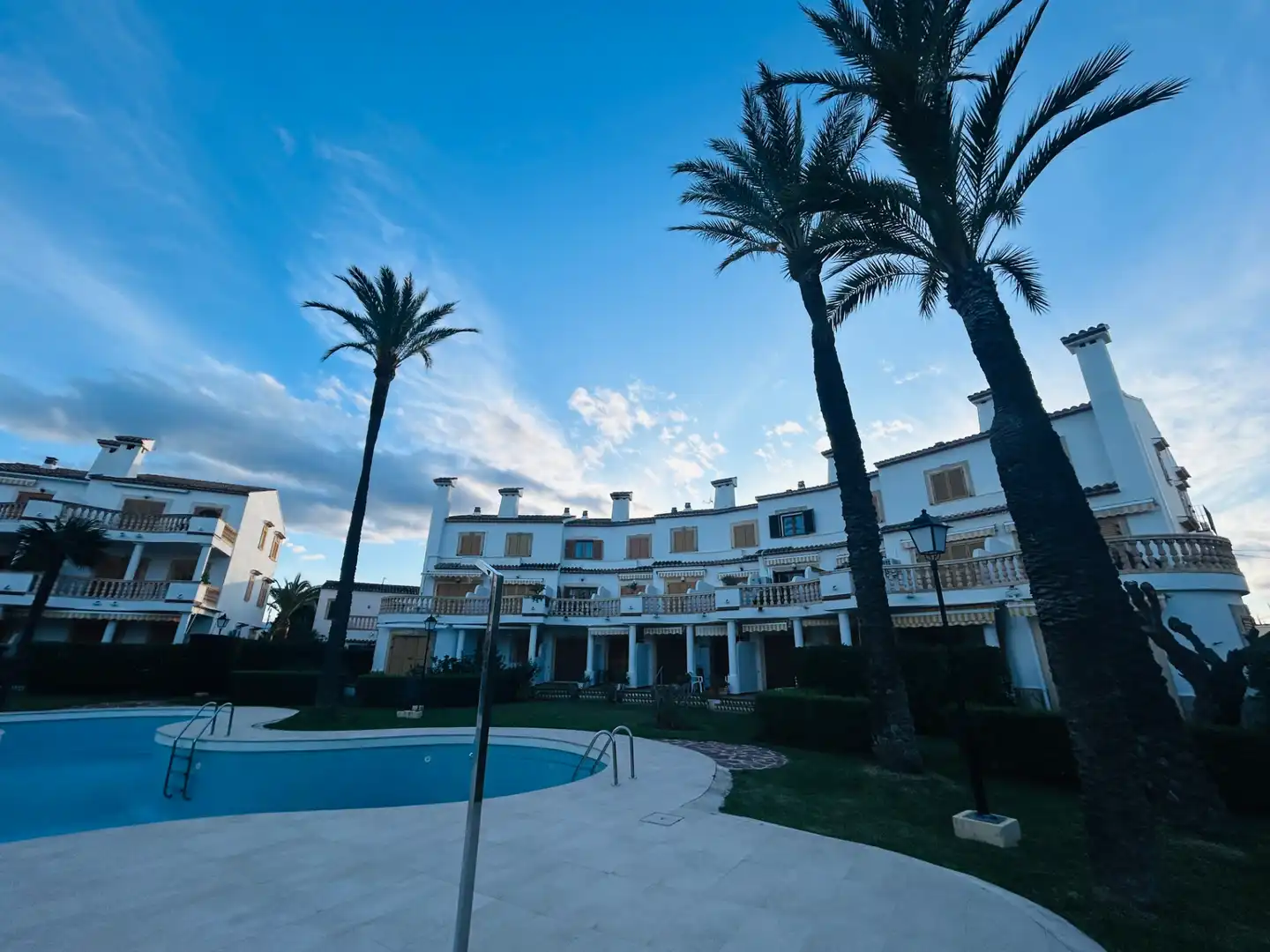 Vista exterior de Planta baixa de lloguer en Dénia amb Aire condicionat, Calefacció i Jardí privat