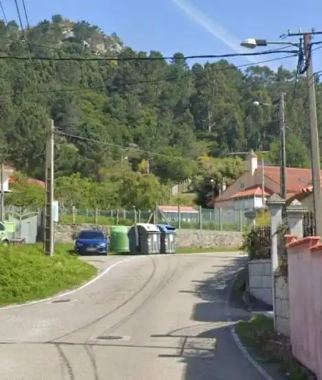 Vista exterior de Casa o xalet en venda en Cangas  amb Jardí privat