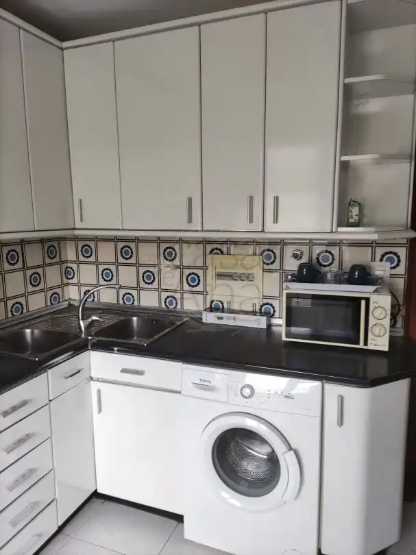 Cocina de Piso de alquiler en Bilbao  con Calefacción y Balcón