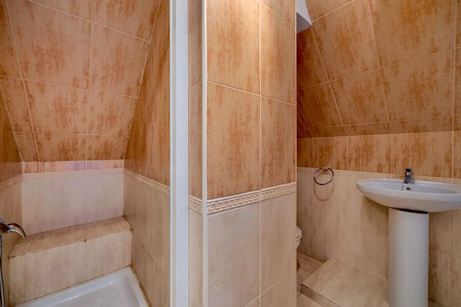 Bathroom of Duplexes for sale in Torrevieja  with Air Conditioner, Heating and Terrace