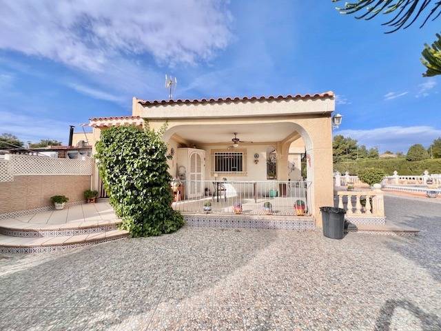 Casa-chalet en Venta en Moralet