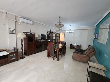 Casa amb piscina en venda a Poniente-Norte - Miralbaida - Parque Azahara