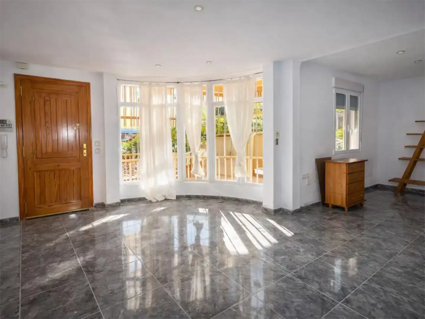 Pis en venda en L'Eliana amb Aire condicionat, Jardí privat i Parquet