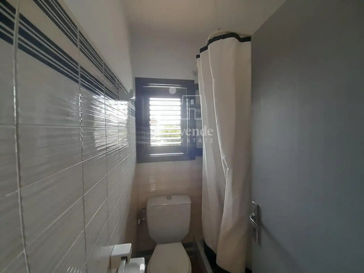 Bany de Casa o xalet en venda en Sant Josep de sa Talaia amb Aire condicionat, Calefacció i Parquet