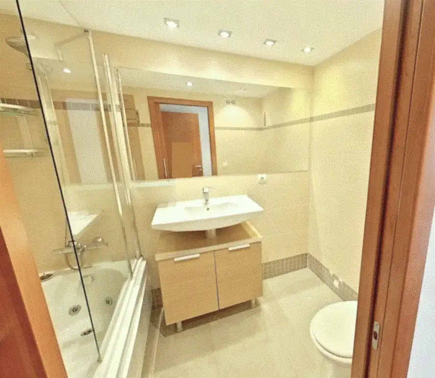 Badezimmer von Maisonette zum Verkauf in Valencia mit Klimaanlage, Heizung und Privatgarten