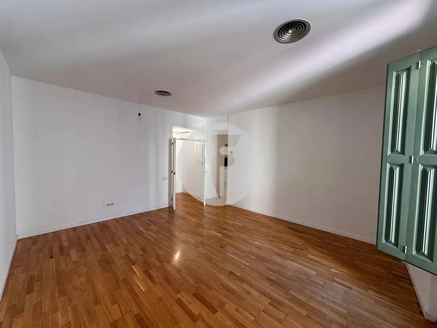 Piso de alquiler en Terrassa con Aire acondicionado, Calefacción y Balcón