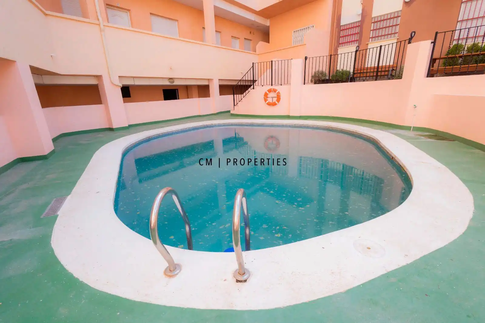 Piscina de Àtic de lloguer en Toràs amb Terrassa, Piscina i Moblat