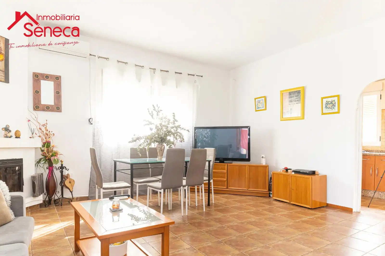 Wohnzimmer von Haus oder Chalet zum Verkauf in Almodóvar del Río mit Klimaanlage, Heizung und Terrasse