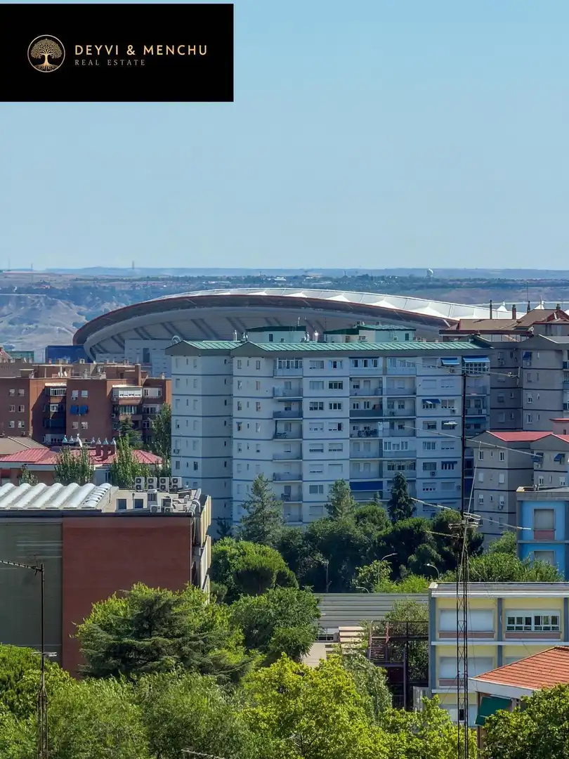 Außenansicht von Wohnung zum Verkauf in Madrid mit Klimaanlage, Heizung und Möbliert