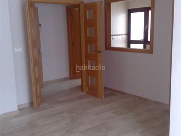 Piso con ascensor en venta en Calle Doctor Miguel Servet 18