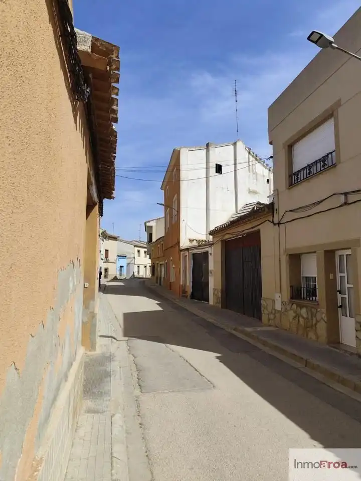 Vista exterior de Casa o chalet en venta en Casas-Ibáñez con Terraza