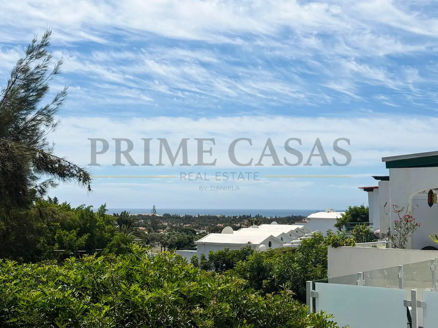 Vista exterior de Casa o xalet de lloguer en San Bartolomé de Tirajana amb Aire condicionat, Jardí privat i Terrassa