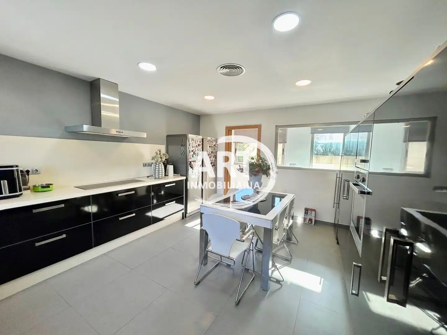 Cocina de Casa o chalet en venta en Llíria con Aire acondicionado, Calefacción y Jardín privado