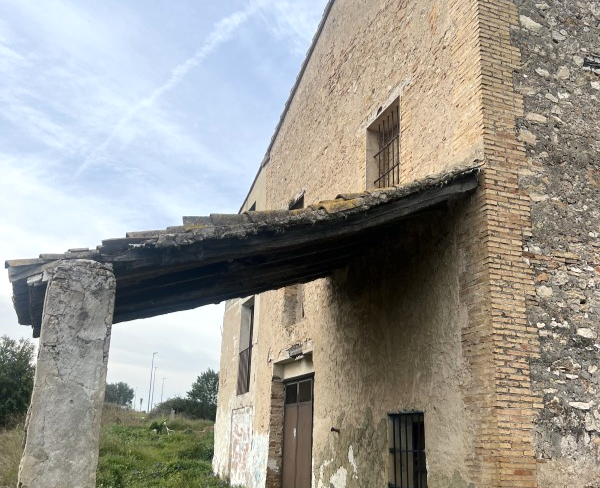 Außenansicht von Residential zum verkauf in L'Énova