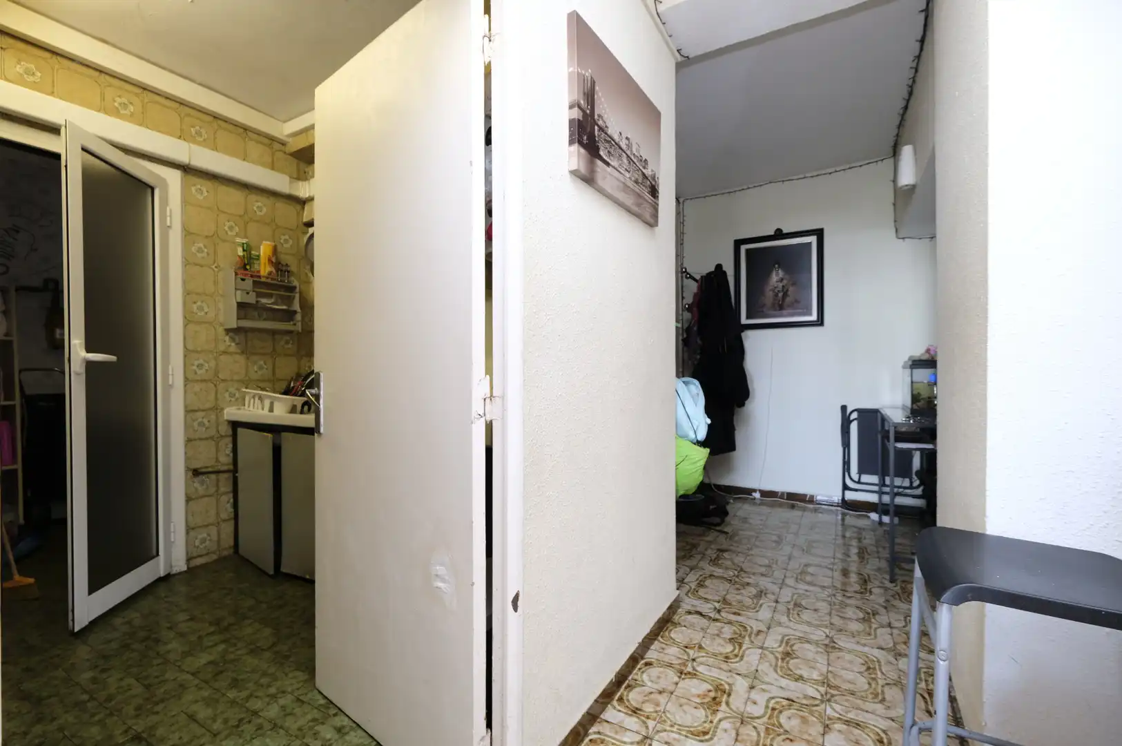 Cuina de Pis en venda en Barcelona amb Forn i Balcó