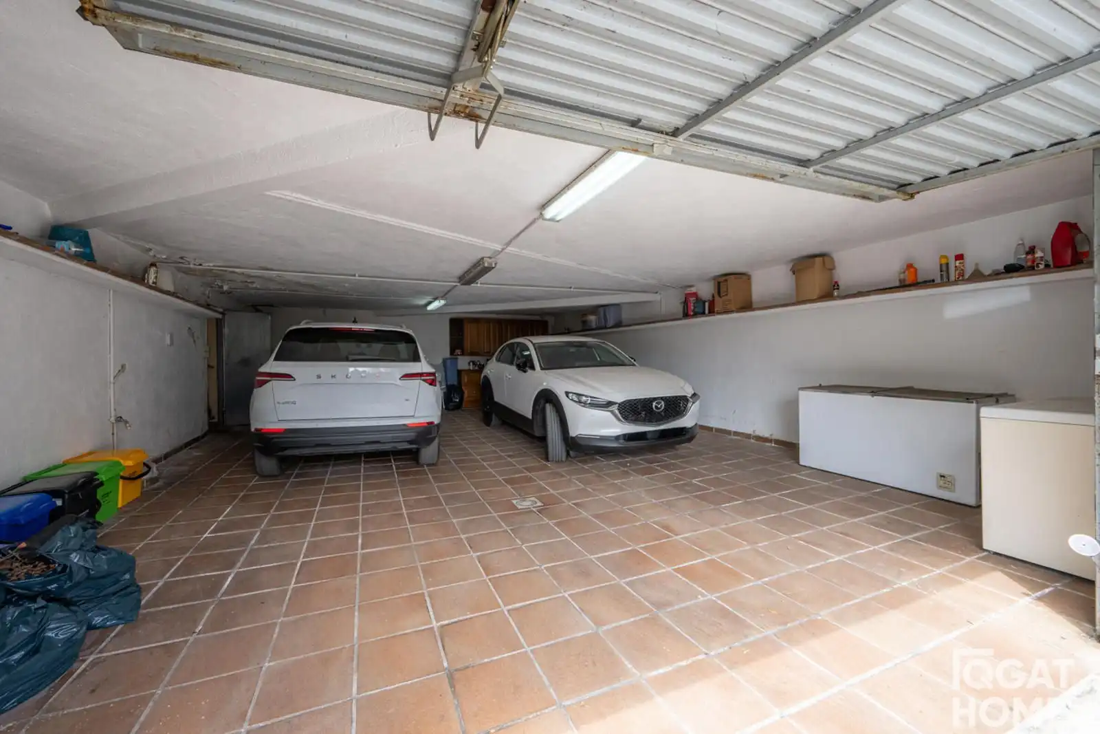 Aparcament de Casa o xalet en venda en Sant Cugat del Vallès amb Calefacció, Terrassa i Piscina
