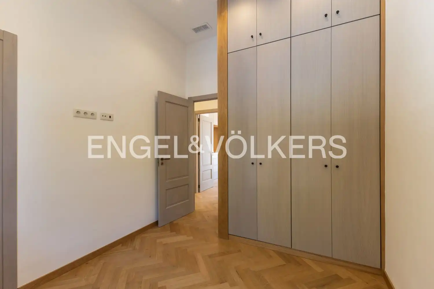Casa o xalet de lloguer a Avinguda Acàcies, Campolivar