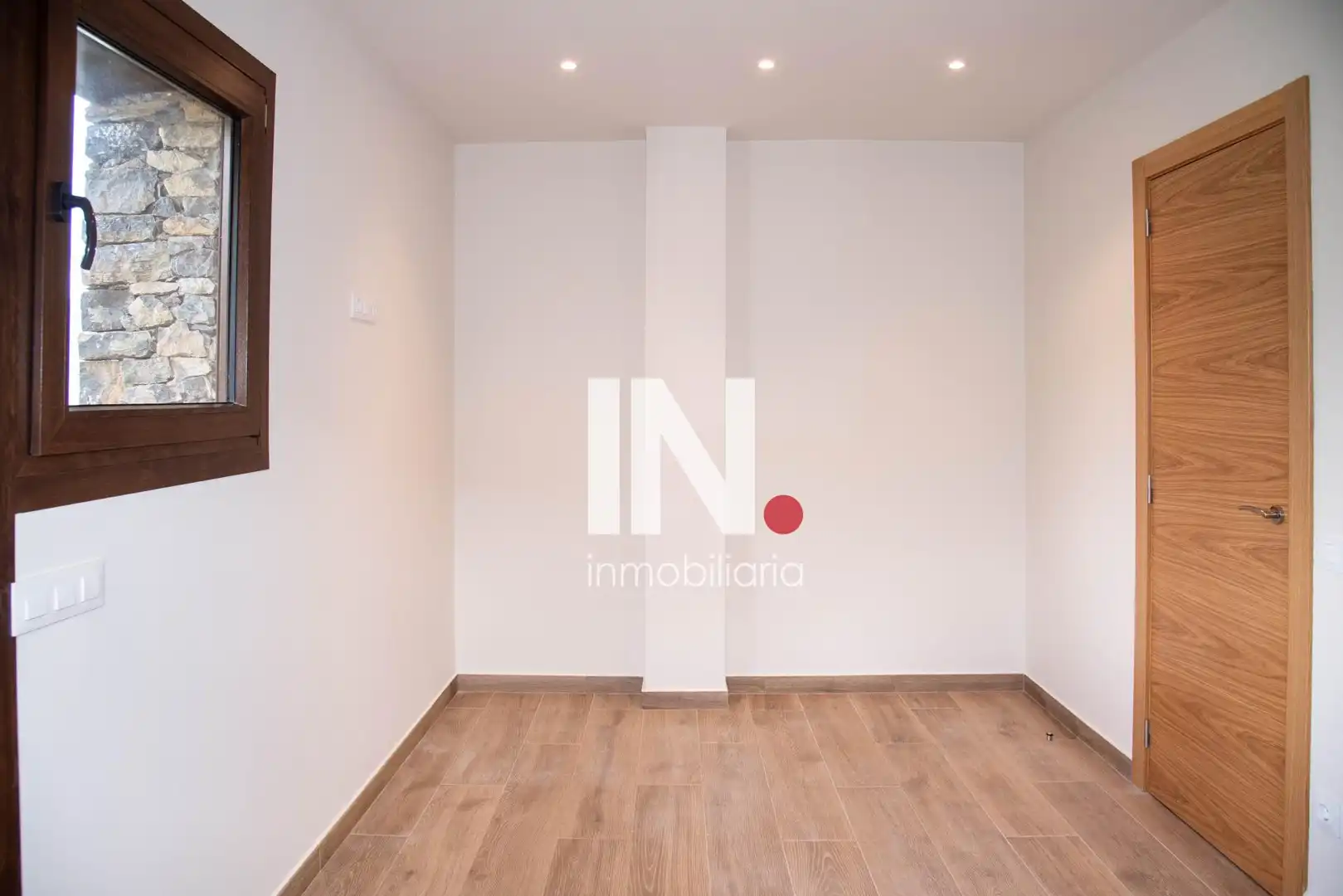 Casa adosada en venta en Sort