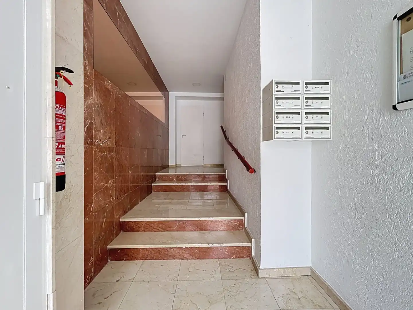 Piso en venta en La Nucia con Aire acondicionado, Trastero y Amueblado