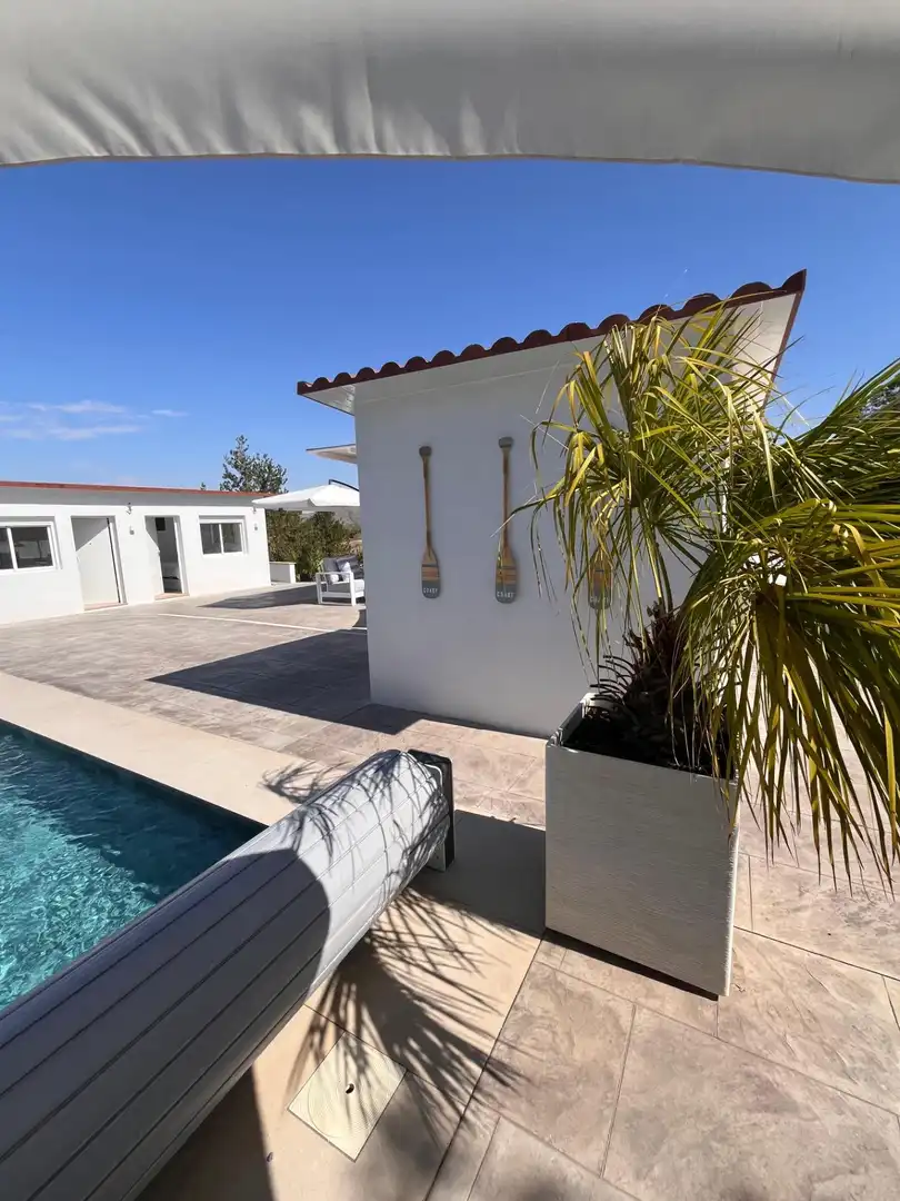 Vista exterior de Casa o xalet en venda en Cártama amb Aire condicionat, Calefacció i Jardí privat