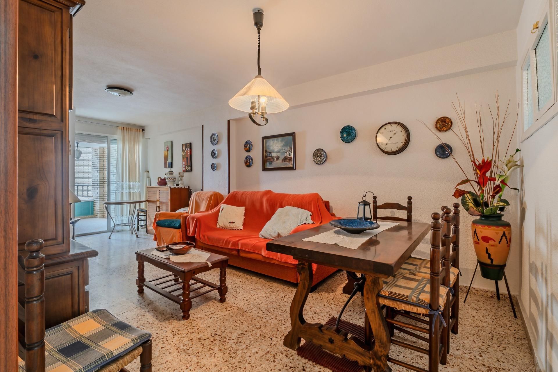 Sala d'estar de Apartament en venda en Torrevieja amb Terrassa