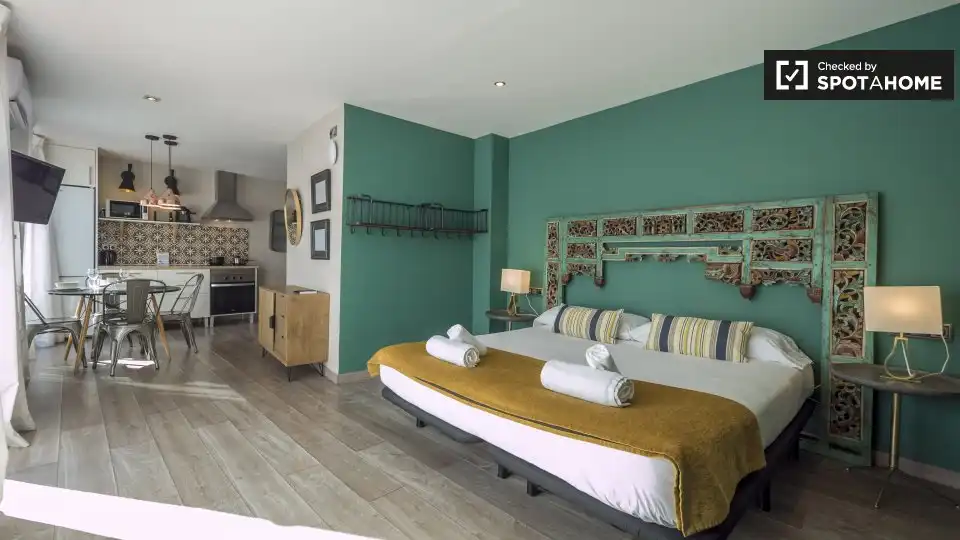 Flat with terrace to rent in Ciutat Vella, imagen 12