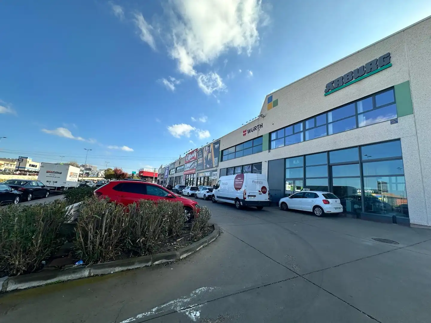 Industrial building for sale in Avenida de Madrid