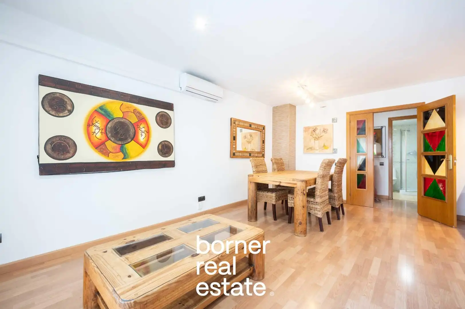 Vista exterior de Piso en venta en Rubí con Aire acondicionado, Calefacción y Parquet
