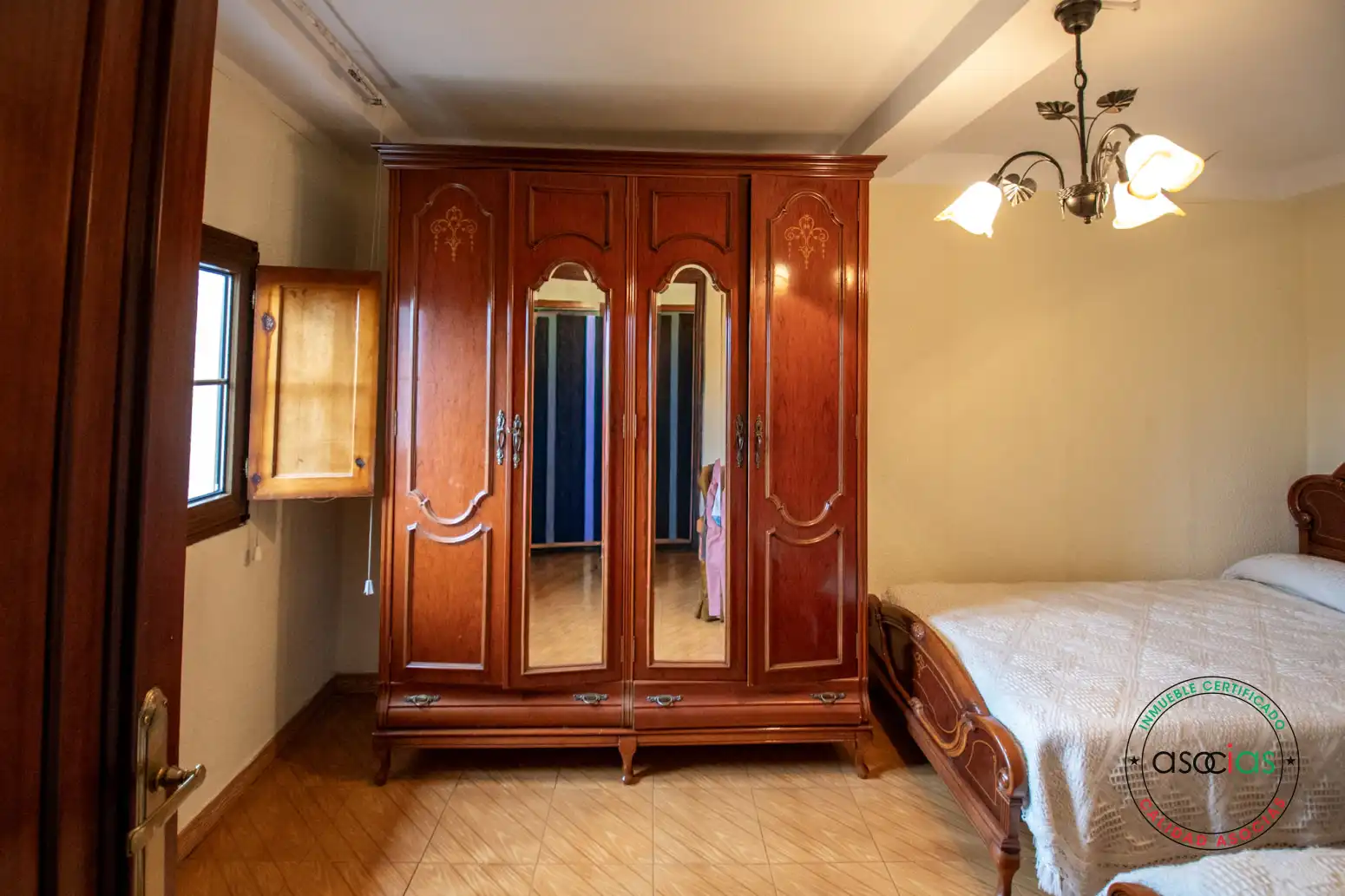 Dormitori de Casa adosada en venda en Villaviciosa amb Calefacció