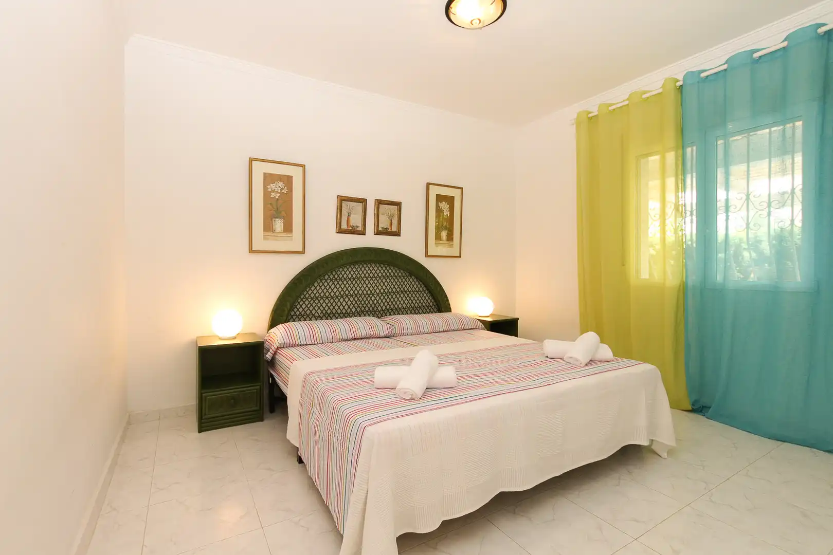 Habitación de Casa o chalet de alquiler en Dénia con Aire acondicionado, Jardín privado y Amueblado