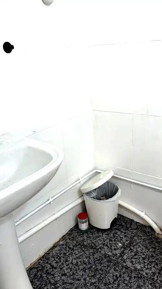 Bathroom of Commercial properties for sale in Barcelona