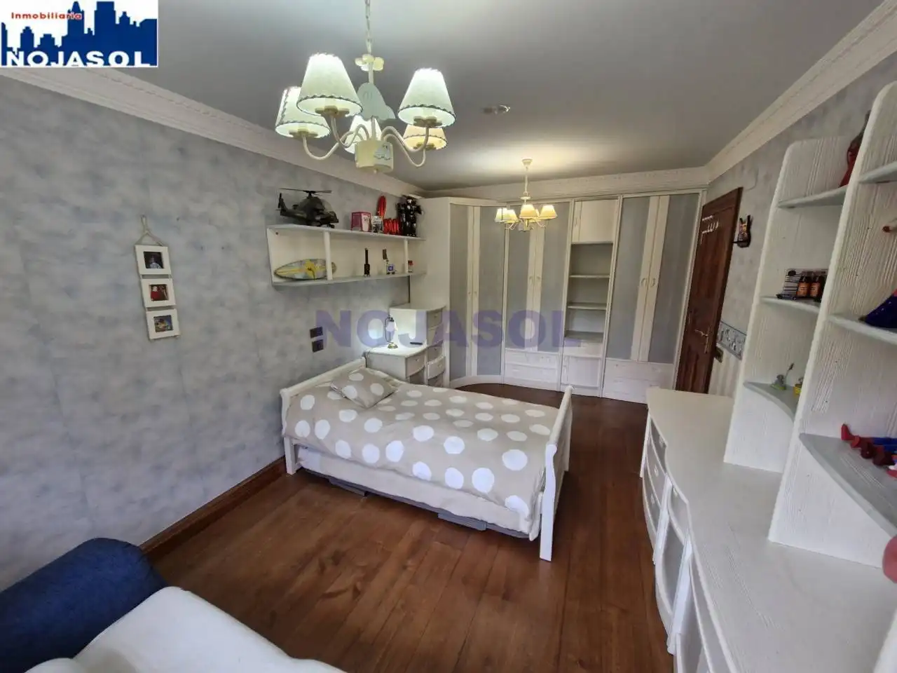 Habitación de Casa o chalet en venta en Noja con Aire acondicionado, Calefacción y Jardín privado
