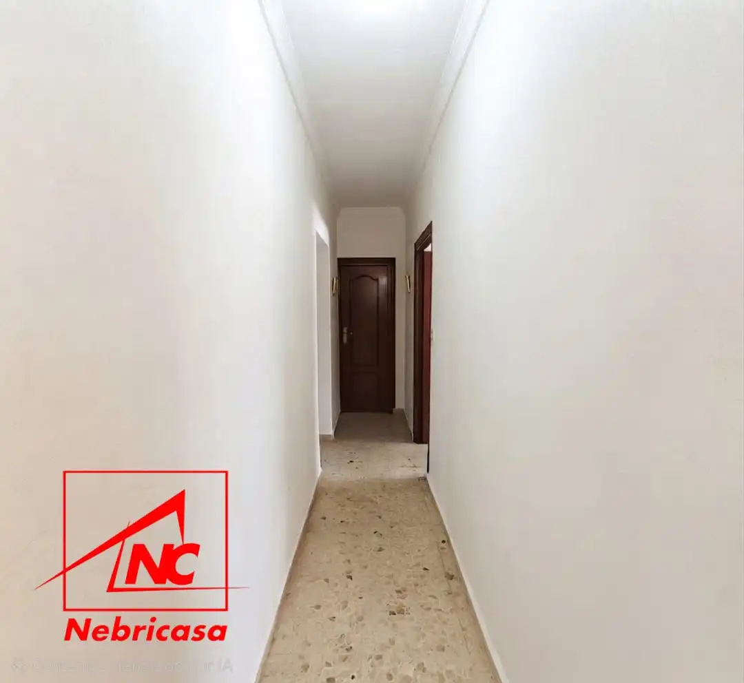 Houses for sale in El Cuervo de Sevilla  with Terrace, Storage room and Balcony