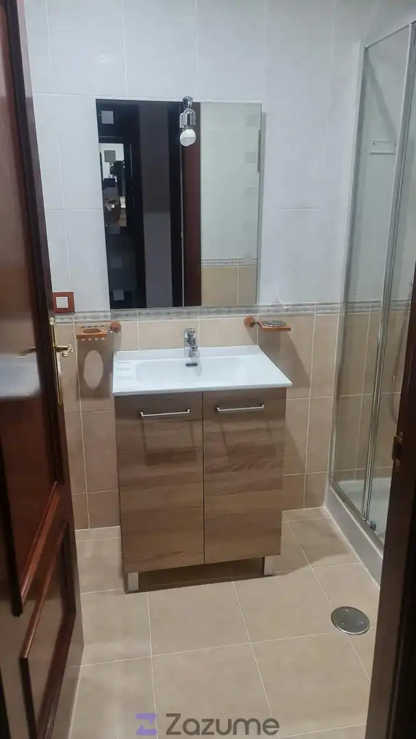 Bany de Pis de lloguer en Villamayor amb Calefacció, Jardí privat i Piscina