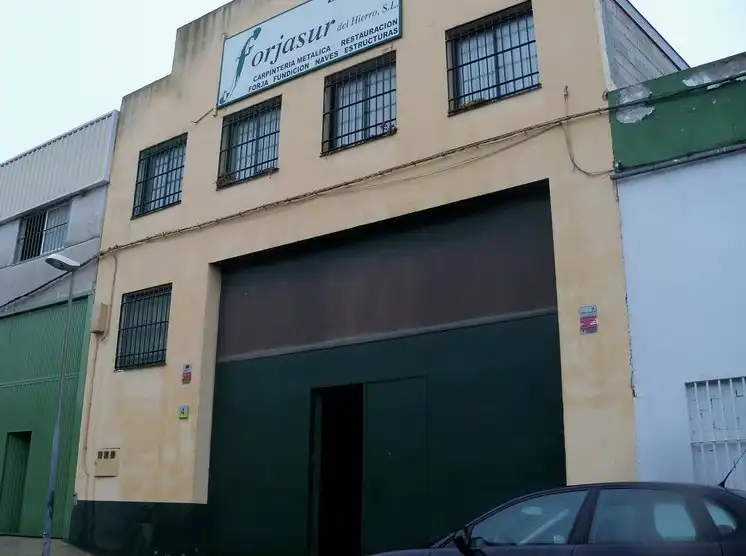 Nave industrial in vendita a LIRIO