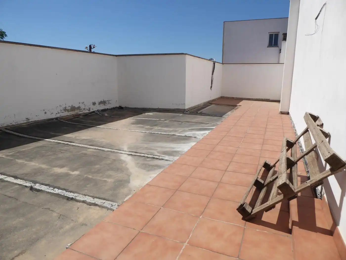 Terrace of Detached homes for sale in Golmés  with Heating, Terrace and Oven