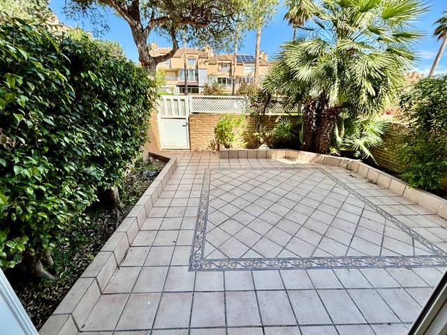 Casa adosada en Venta en Camino del Faro, 12 en Cabo de las Huertas