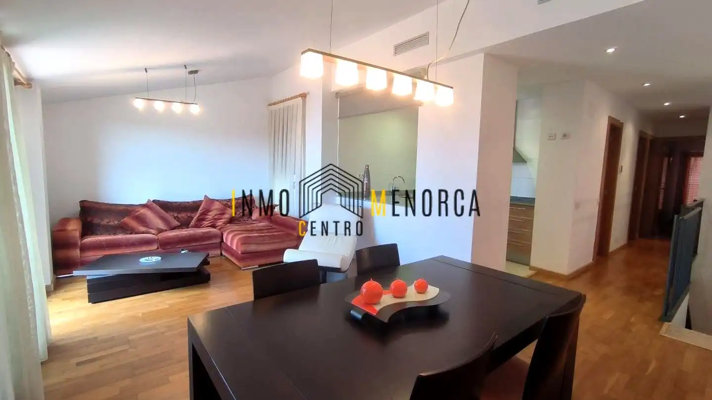 Vista exterior de Piso en venta en Ciutadella de Menorca con Aire acondicionado, Calefacción y Terraza