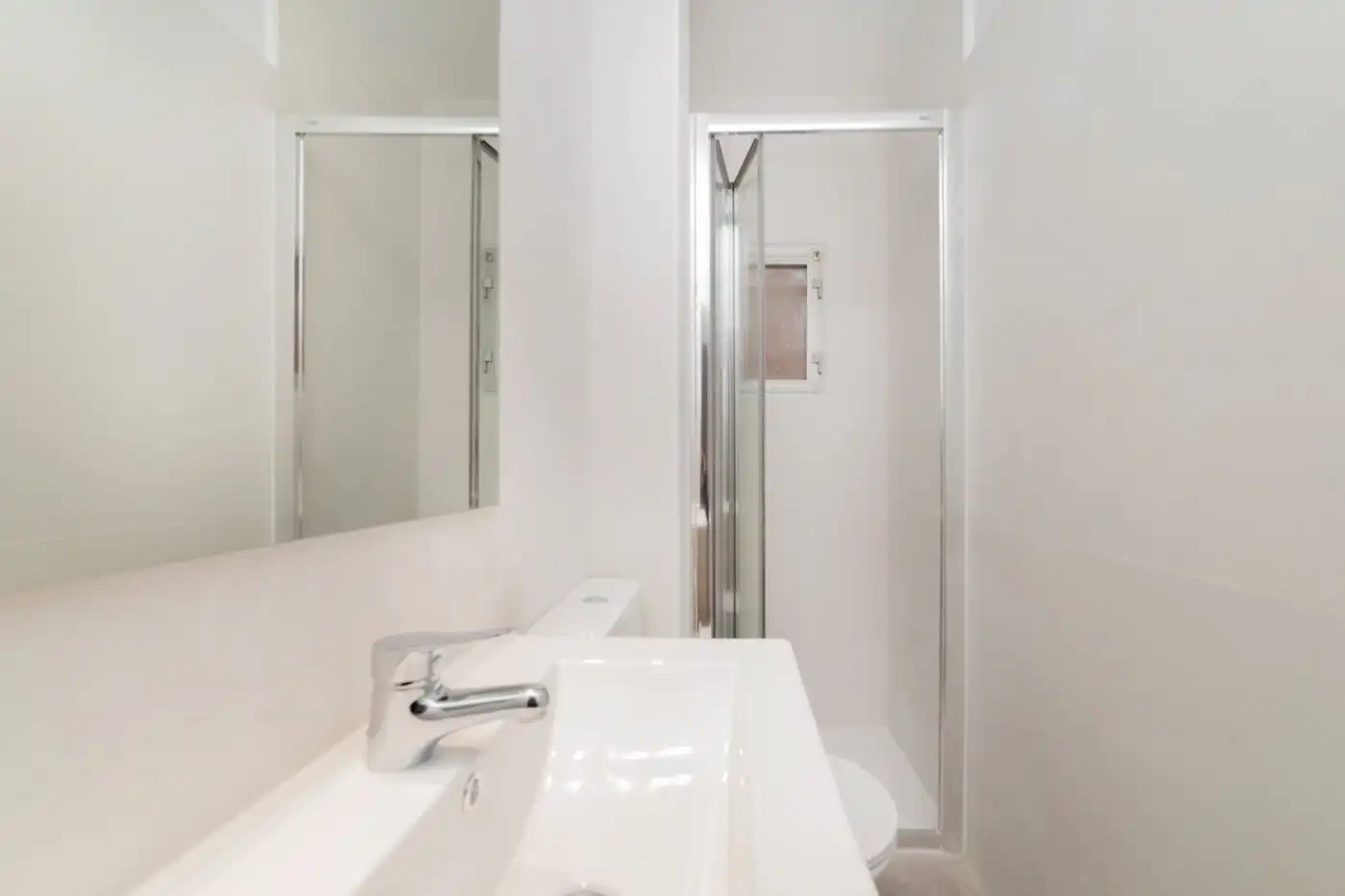 Bathroom of Flat for rent in Hortaleza