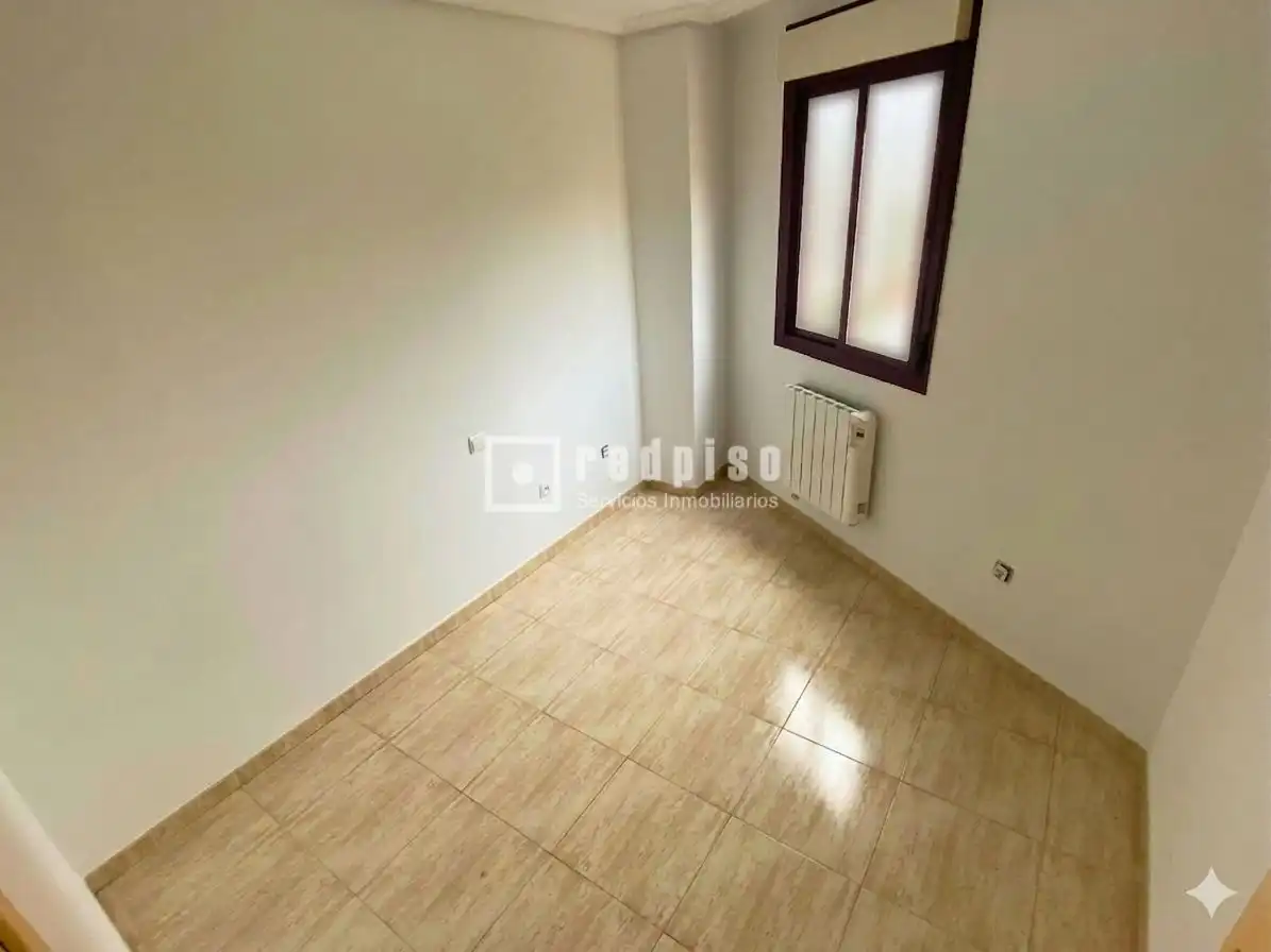 Schlafzimmer von Wohnung zum Verkauf in Pinto mit Klimaanlage, Heizung und Abstellraum