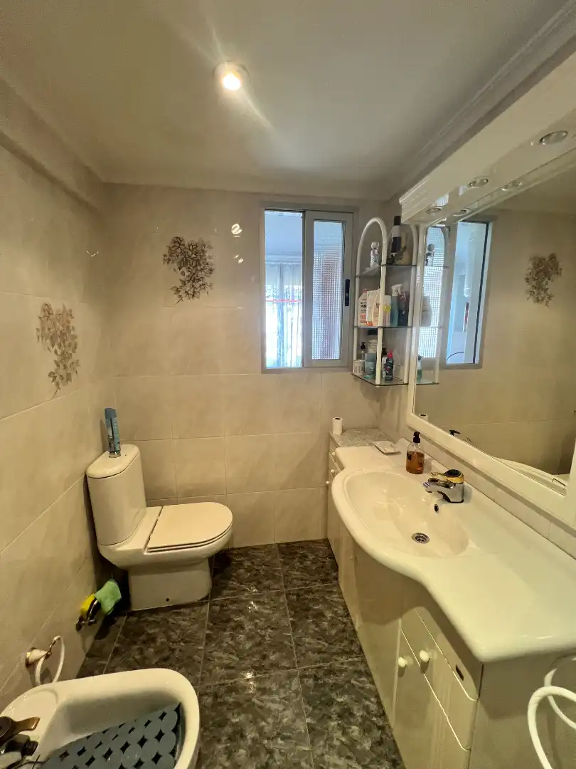 Bathroom of Flat for sale in Sagunto / Sagunt  with Air Conditioner, Heating and Balcony