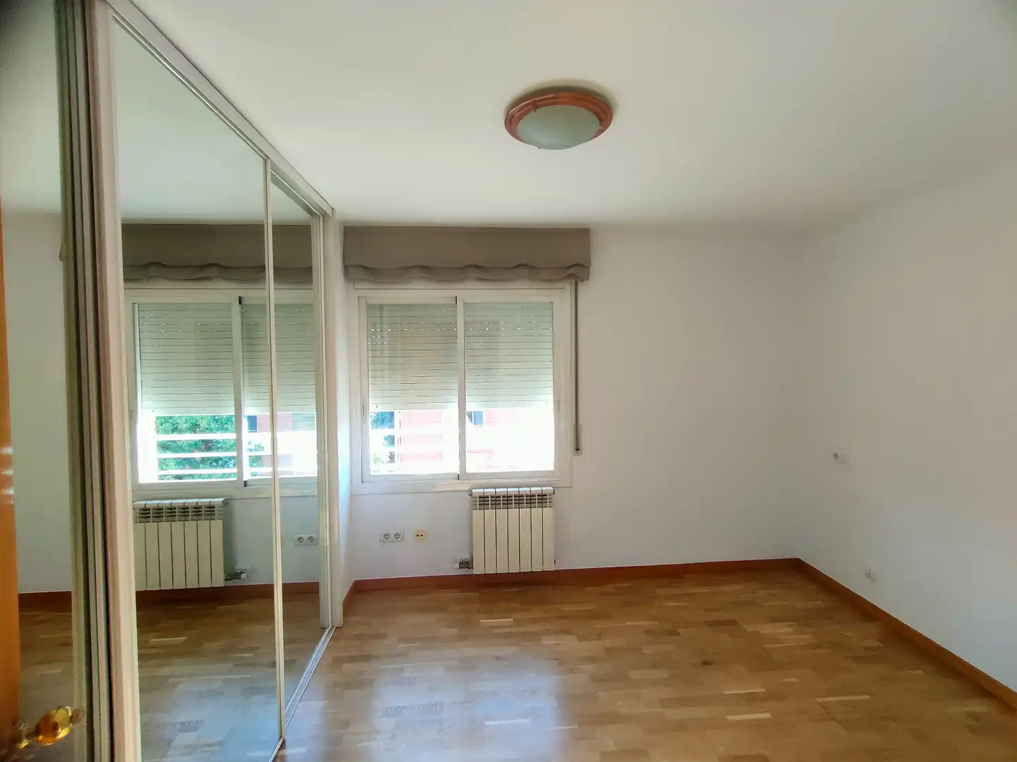 Habitación de Ático de alquiler en Sant Cugat del Vallès con Calefacción, Parquet y Terraza