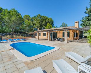 Jardí de Finca rústica en venda en Calvià amb Piscina