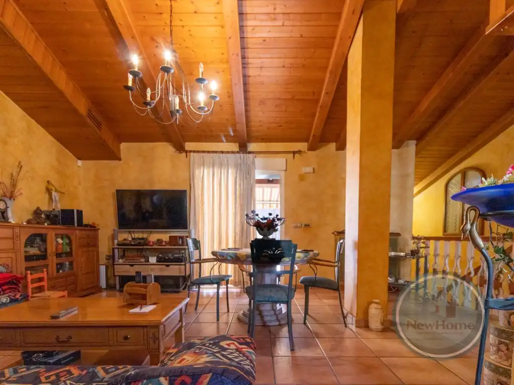 Casa adosada en venta en Crevillent