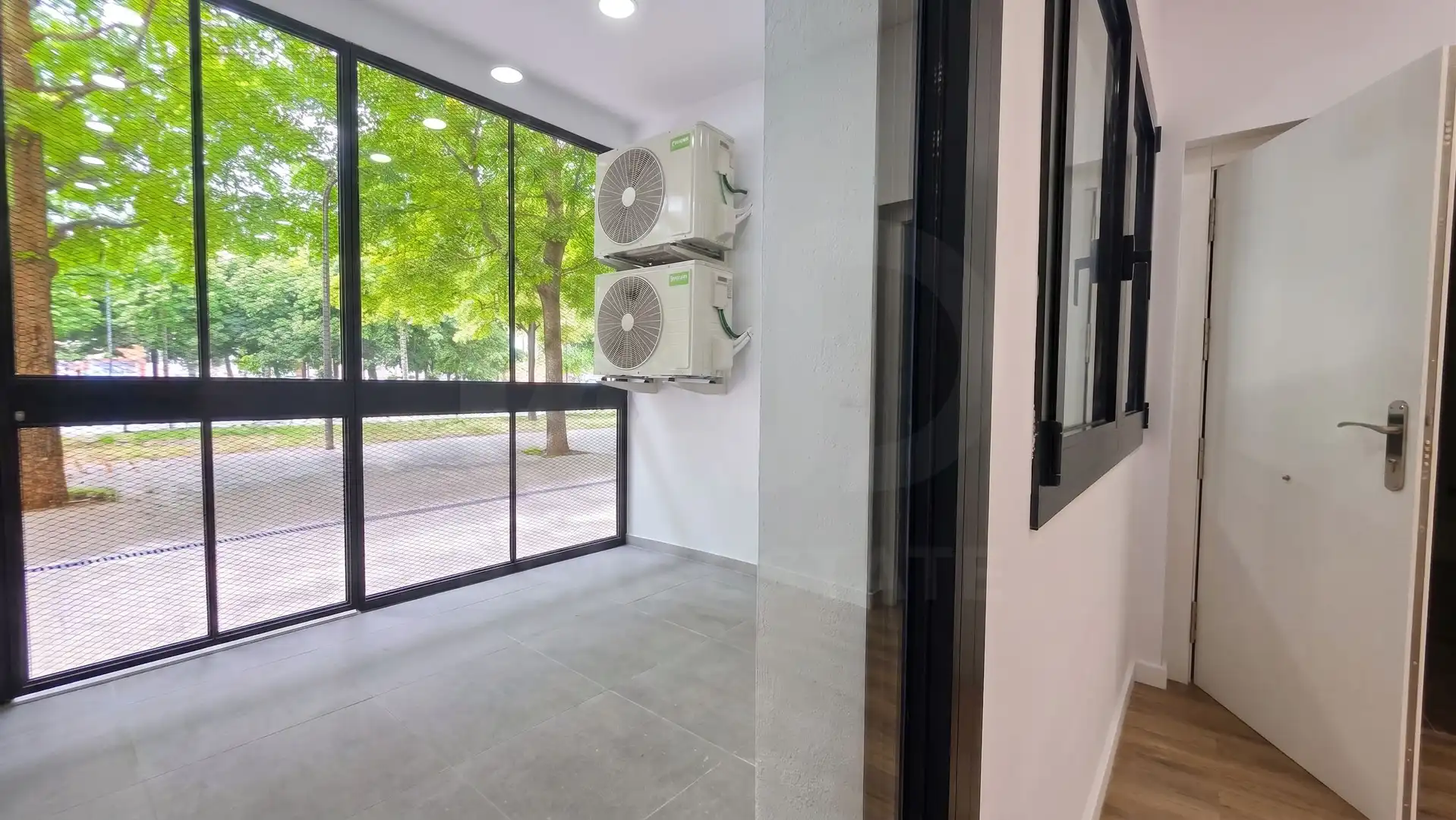 Flat for sale in Girona  with Air Conditioner, Heating and Terrace