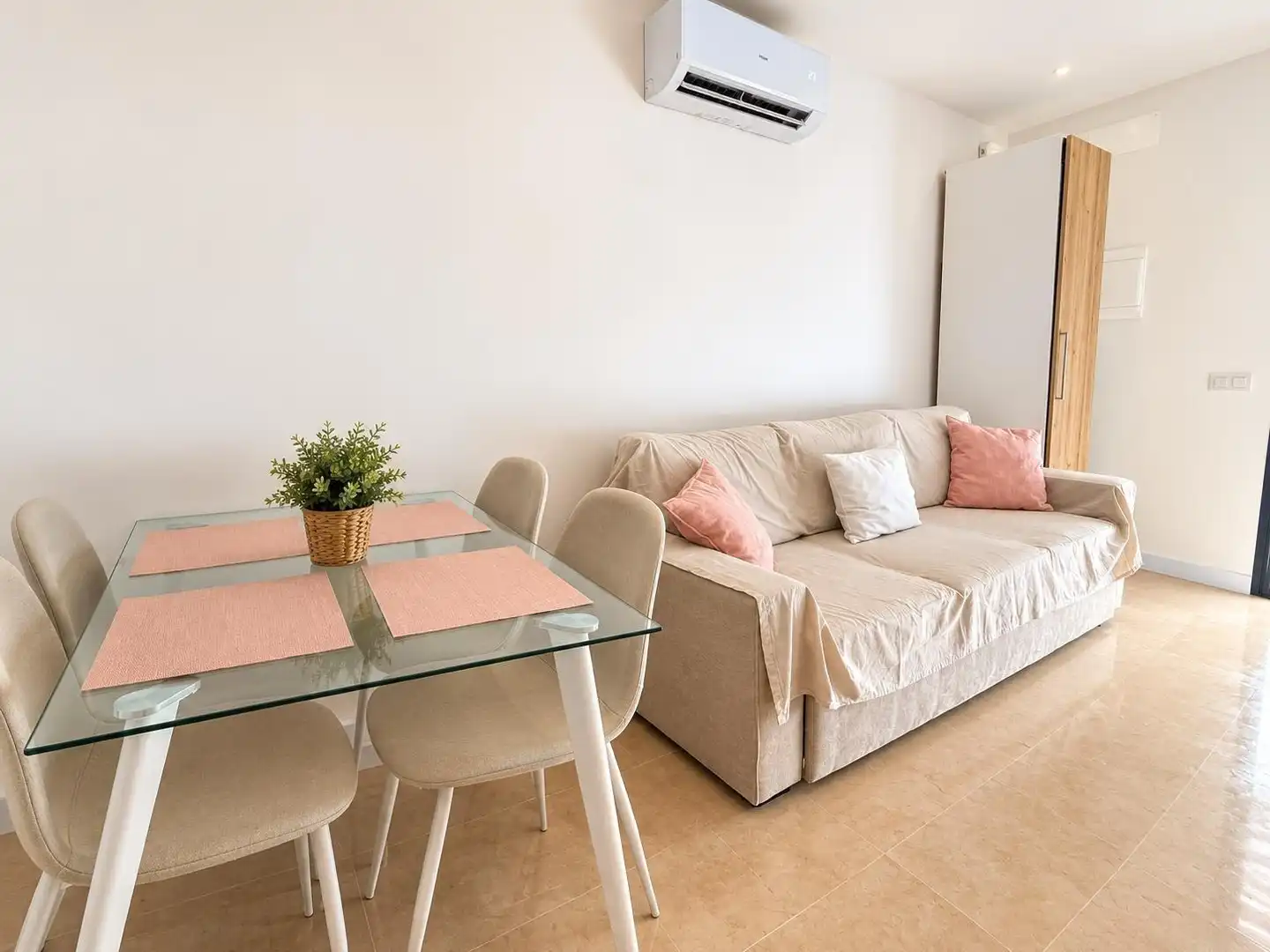 Sala de estar de Planta baja en venta en  Palma de Mallorca con Aire acondicionado