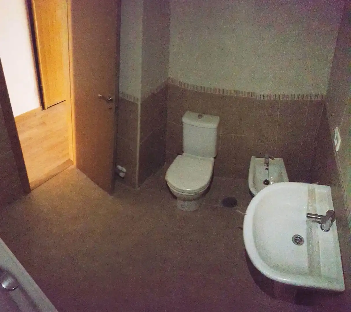 Badezimmer von Wohnung zur Miete in Tudela de Duero mit Heizung, Parkett und Abstellraum